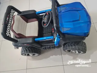  2 سيارة جيب للأطفال - jeep car