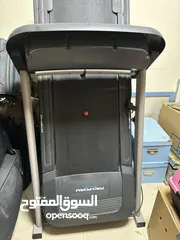  1 جهاز مشي مستعمل بحالة جيدة