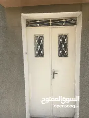 8 قطعة أرض مع منزل طابقين للبيع في مدينة السلط-نقب الدبور