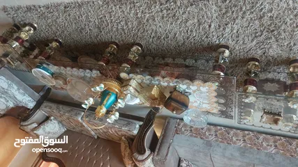  5 للبيع طقمين كنب جلوس أحدهما أحرف زان