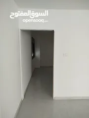  13 شقه سكنية للبيع