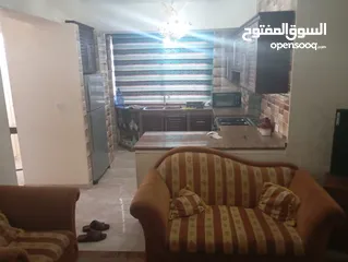  11 شقة للبيع في ضاحية الرشيد خلف ماي ماركت