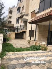 18 شقة أرضية 229 م الرونق مابين كوزمو ومسجد أبو عيشة  تصلح لعمل تجاري