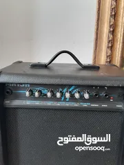  6 Crate guitar amplifier MX15