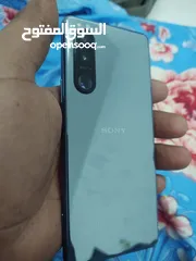  2 sony experia 5 mark 3. zoom lenx with snapdragon 888