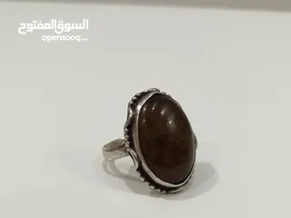  30 احجار سلطاني ودوادي للبيع