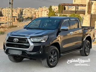  8 تيوتا هايلوكس 2022