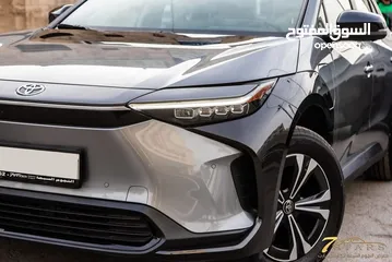  2 Toyota BZ4X AWD 2023 ZERO