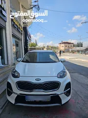  1 جيب سبورتاج 1600 بنزين  جيب جديد وكاله  ماشي 35 الف كيلو  عداد اصلي  فل اضافات من عدا فتحه