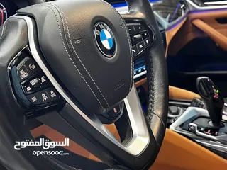  19 BMW 530i 2022 luxury line
