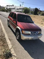  3 كيا سبورتج موديل 2000 بحالة جيدة جدا