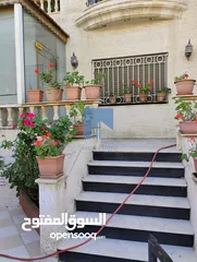  19 شقة أرضية مفروشة فاخرة للبيع في دير غبار قرب جونيا ودوار الهاشميين 191م مع ترس وحديقة 35م بسعر مغري