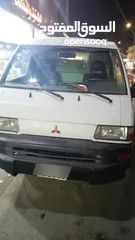  3 متسوبيشي فان 2001