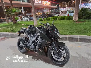  8 كاوازاكي z1000