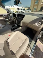  8 2014 Nissan Pathfinder SL - Full Option - Low KM - Four Wheel Drive - GCC