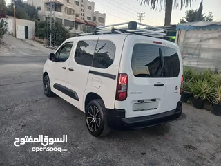  4 سيتروين برلينجو (اوتوماتيك)