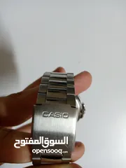  2 ساعات للبيع ماركات واسعار مختلفه