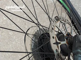  20 بسكليت تصميم امريكي وصناعة تايوانSchwinn boundry للبيع