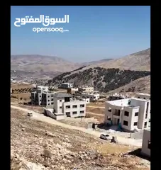  1 قطعة ارض مربعة الشكل في عصيرة الشمالية