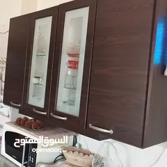  21 أجهزة كهربائية وغرف نوم
