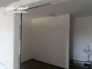 7 مكاتب للايجار