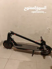  3 سكوتر كهربائي بحالة ممتازة E-Scooter