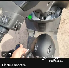  3 ELECTRIC SCOOTER