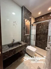  5 شقة ارضية مع مدخل خاص بتلاع العلي قرب كلية المجتمع العربي