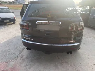  4 GMC Acadia