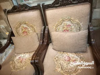  1 طقم كنب للبيع خشب زان نظيف