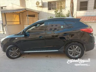  2 2013  Huyndai Tucson FULL