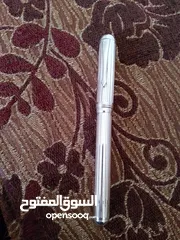  7 اقلام حبر عادي و ريشه ماركات عالميه بحاله ممتازه وجيده جدا بسعر مغري جداً