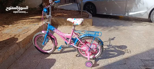  13 دراجات هوائية و حمالة دراجات   بسكليتات للبيع المستعجل ولادي و بناتي