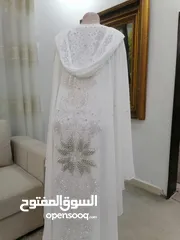  4 تم تكرار عباية شيفون فراشة مع شك قطعتين متوفر بعده الوان الموديل نفس الصورة تماما تصوير من ع الواقع