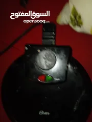  2 اجهزه وافل شغالة ولا في اشي