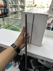  3 ايباد 7 128G في مدخل خط و بطاريه 100 مع كرتونه