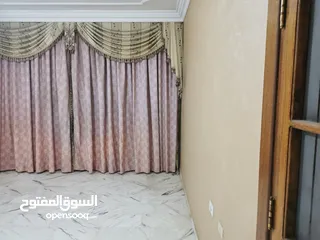  10 شقة للبيع في الشميساني ط2 مساحه 231م