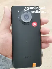  3 Sharp aquos r7 للبيع او للبدل على شي نفس   القوة يفضل هواوي