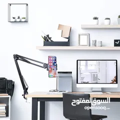  3 ستاند تلفون او تابلت متحرك على المكتب