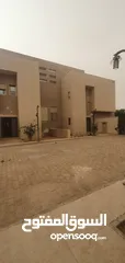  29 أربع فيلات سكنية جنب بعضهم للإيجار في مدينة طرابلس منطقة عين زارة طريق هابي لاند وجامع بلعيد