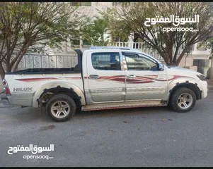  10 هايلوكس واطي 2014 للبيع