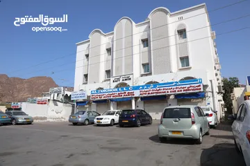  1 Good 1 BR flats at Wadikabir, opp. Muscat Pharmacy.