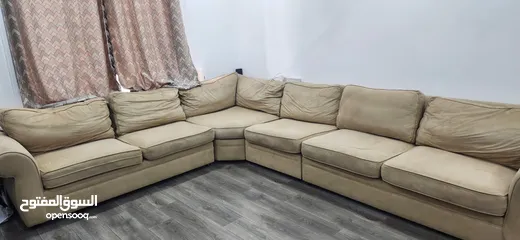  3 sofa and coffee table