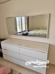  1 غرفة نوم مستعمل لللبيع