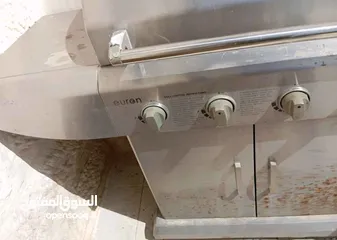  2 باربيكيو وجريل و شوايةأمريكي وارد دبي لأصحاب الذوق الرفيع فقط استخدام سنة 3 مرات فقط مخزون منذ سنة