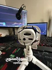  8 جهاز لابتوب hpمع شاشتين 168hz Lenovo مع طاولة gaming+كرسي gaming + اضاءة spotlight + جميع الملحقات