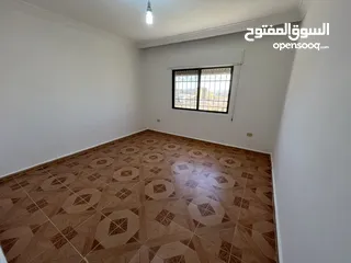  17 شقة 230م (4 غرف نوم + 3 حمامات + غرفة خادمة) من المالك مباشرة في منطقة طبربور حي الخزنة