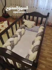  4 تخت بيبي يحمل لعمر 4 سنين