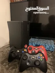  2 X Box360slim 500 جيجا 3 ايادي تحكم واحده بحاجه الى  كبسه LB TB مع سلك لشحن الايادي  والمحول