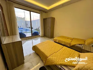  11 شاليه بمواصفات فاخره في البحر الميت للبيع